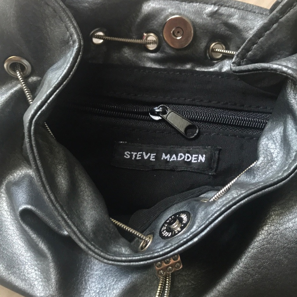 Steve Madden Mini Bag - Picture 6 of 8